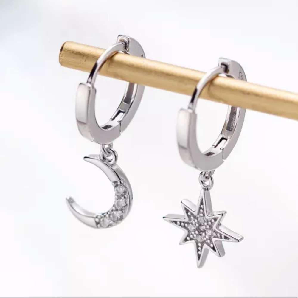 NEW 925 STERLING SILVER DIAMOND MOON STAR HOOPS, NICE EARRINGS, CUTE EARRINGS - Picture 6 of 6